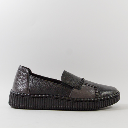 Półbuty damskie CAMBELL Czarne skórzane wsuwane slip'on 15300