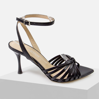 Sandały damskie skórzane CARINII Eleganckie na szpilce czarne B6451