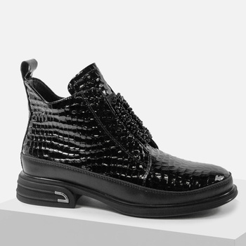 Botki damskie CAMBELL Czarne skórzane ocieplane lakierowane 60320