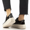 Sneakersy damskie FILIPPO Czarne lakier skórzane półbuty na platformie 6795