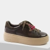 Tamaris 23775 brązowe sneakersy damskie skórzane na platformie mocca