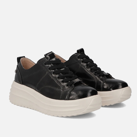 Sneakersy damskie FILIPPO Czarne lakier skórzane półbuty na platformie 6795