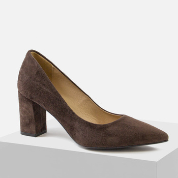 Czółenka damskie UNCOME Brązowe zamszowe półbuty skórzane na obcasie 41054