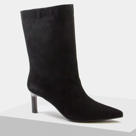 D&A CR62-3471 – czarne zamszowe botki na obcasie