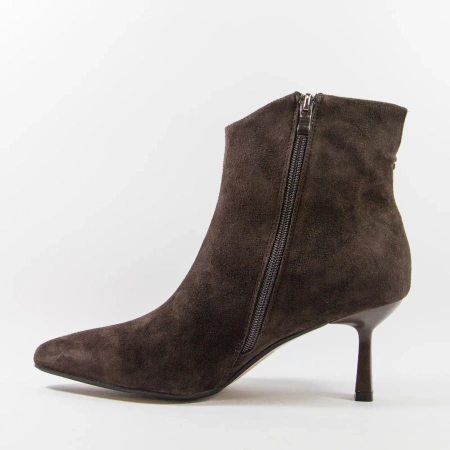Cambell 98340 Brązowe zamszowe botki damskie na obcasie 7 cm