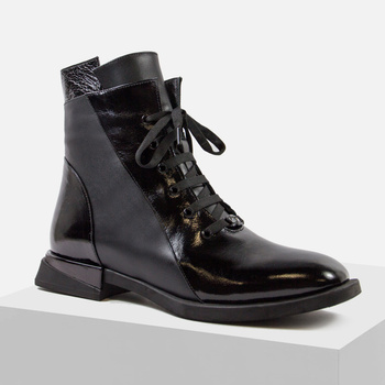 Botki damskie BOMBONELLA Czarne skórzane lakierowane ocieplane 049.1773