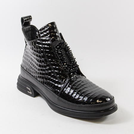 Botki damskie CAMBELL Czarne skórzane ocieplane lakierowane 60320