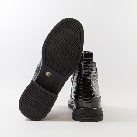 Botki damskie CAMBELL Czarne skórzane ocieplane lakierowane 60320