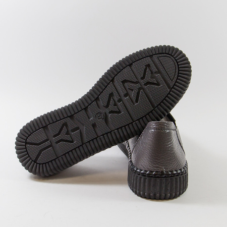 Półbuty damskie CAMBELL Czarne skórzane wsuwane slip'on 15300