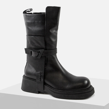 Botki damskie BOCCATO Czarne skórzane ocieplane na platformie 742.6325