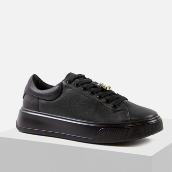 Sneakersy damskie CAMBELL Czarne skórzane półbuty na platformie 19379