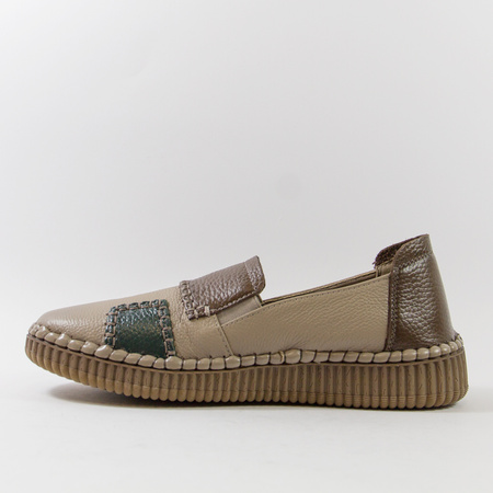Półbuty damskie CAMBELL Beżowe skórzane wsuwane slip'on 15300