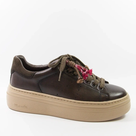 Tamaris 23775 brązowe sneakersy damskie skórzane na platformie mocca