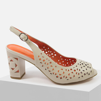 Sandały damskie D&A Beżowe eleganckie skórzane ażurowe na obcasie 51-021