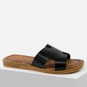 Klapki damskie CAMBELL 64013 Skórzane czarne na płaskim obcasie