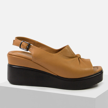 Sandały damskie BOMBONELLA pomarańczowe skórzane na koturnie karmelowe P157