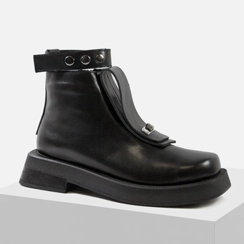 Botki damskie BOCCATO Czarne skórzane ocieplane trapery 197.K62 